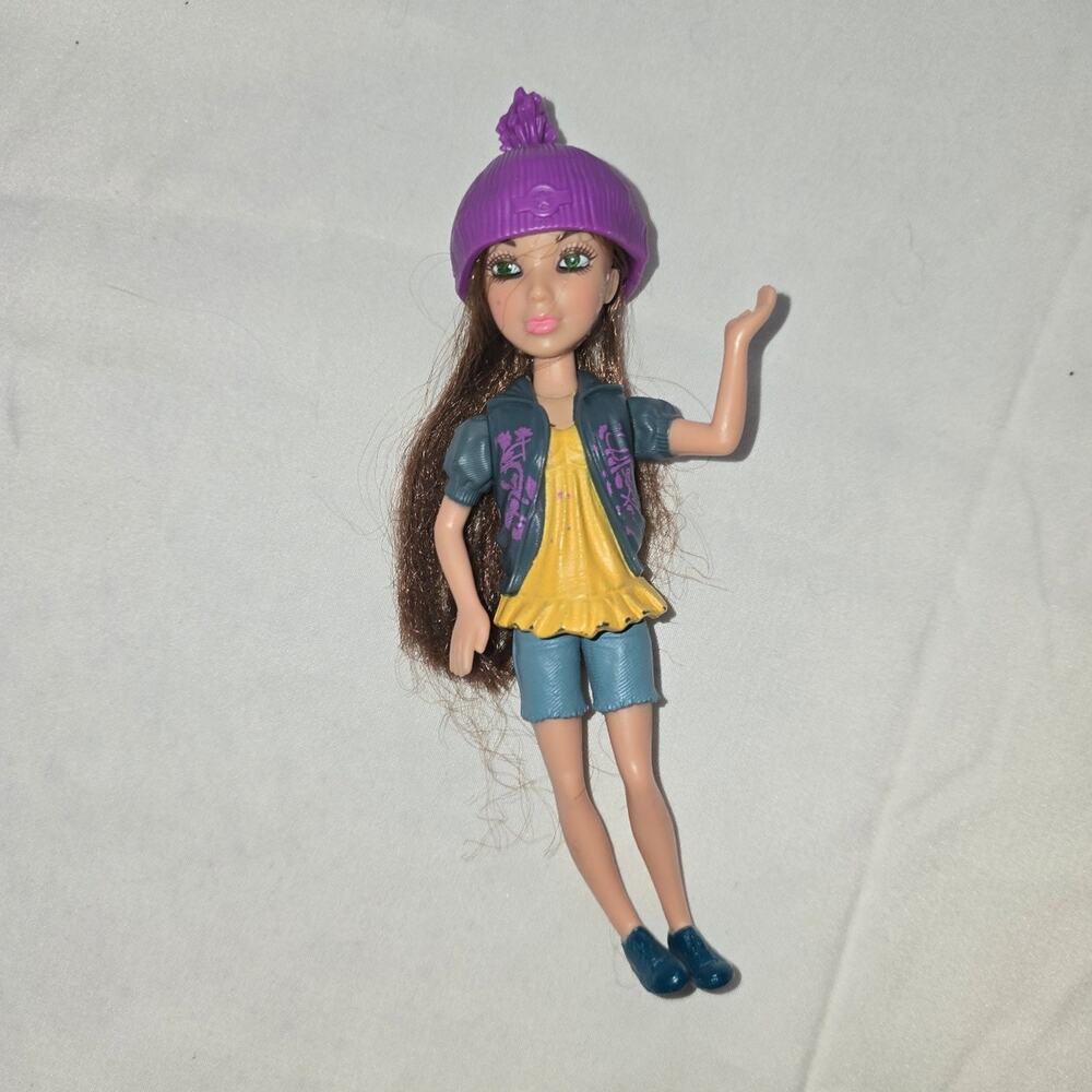 McDonalds 2011 Spinmaster Liv Katie Figure Doll